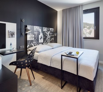 modern hotel room, overnight stay, room category, cosy sleeping
